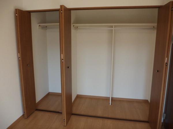 Receipt. Yes each room storage