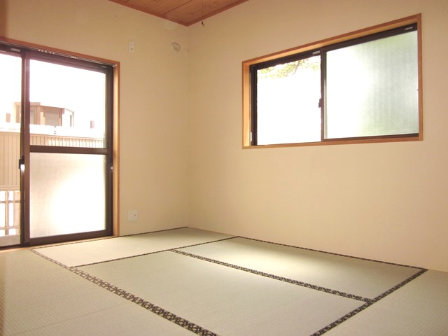 Living and room.  ☆ Popular corner residence ・ Two-sided lighting is the room ☆