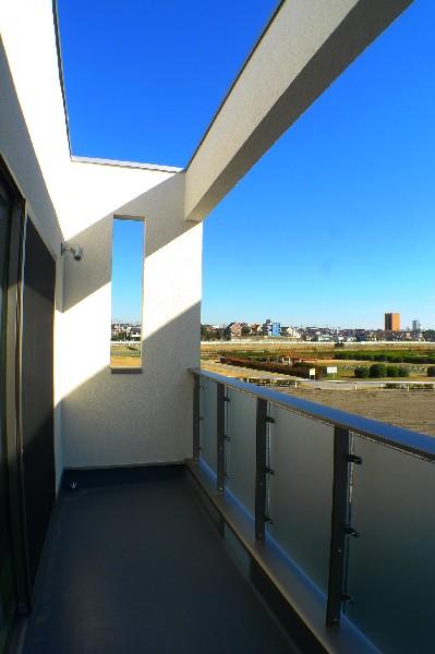 Other introspection.  View of the second floor balcony