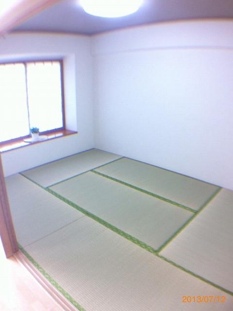 Non-living room. Local (July 2013) Shooting