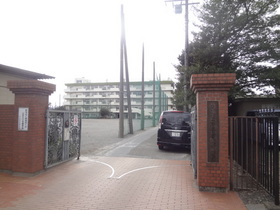 Junior high school. Shirahata 1700m until junior high school (junior high school)