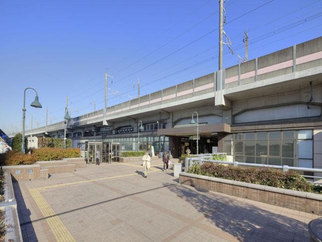 station. JR Saikyo Line 1040m to "Musashi Urawa" Station
