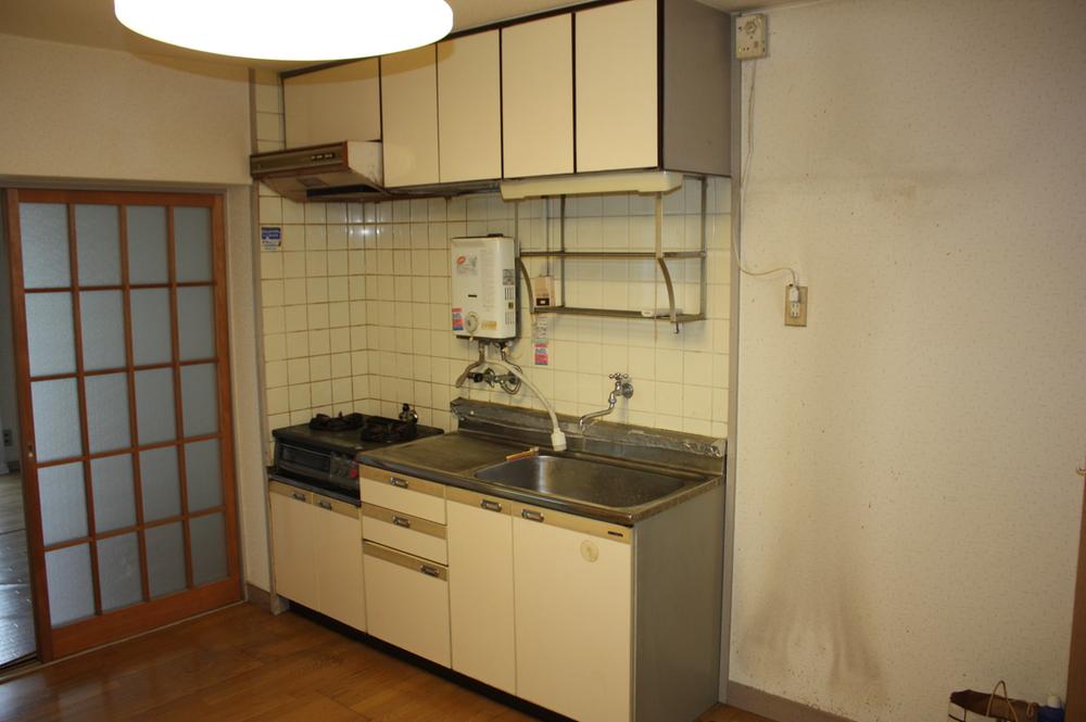 Kitchen.  ☆ Ventilation good ☆ Room (August 2013) Shooting