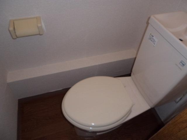 Toilet