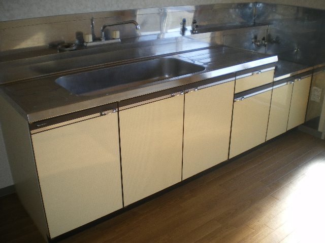 Kitchen.  ☆ Gas stove can be installed ☆