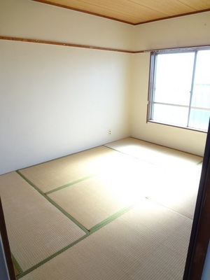 Living and room. 6 Pledge of Japanese-style room ☆