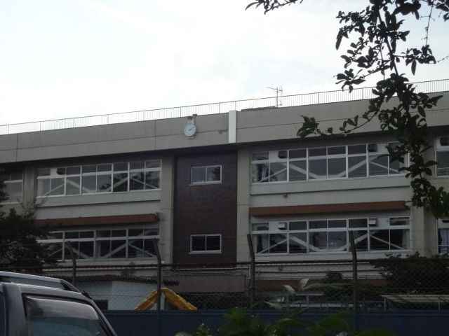 Primary school. Municipal Tanida up to elementary school (elementary school) 410m