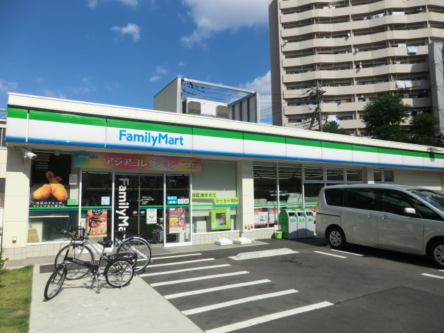 Convenience store. FamilyMart Saitama Negishi Chome store (convenience store) to 400m