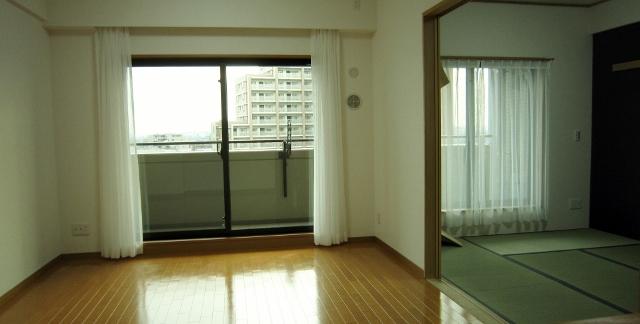 Living. MaminamiMuko