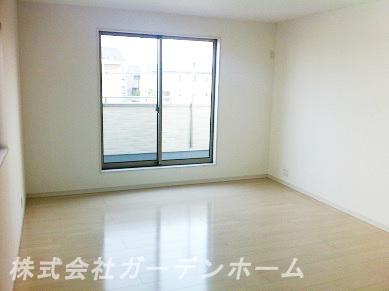 Model house photo