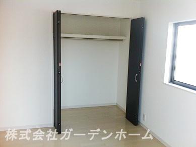 Model house photo