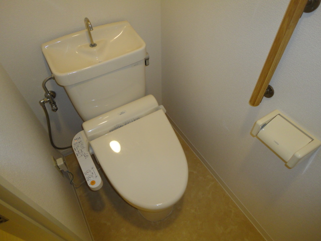 Toilet.  ☆ With Washlet ☆