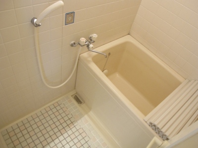 Bath. Add-fired spacious bath