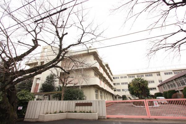 Primary school. Up to elementary school 770m Kishimachi elementary school