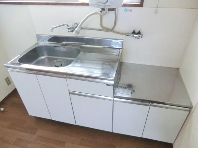 Kitchen.  ☆ 2 lot gas stoves ・ Installation Allowed ☆ 