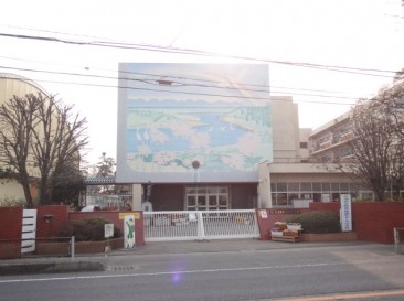 Primary school. 204m to Saitama City Tanida elementary school (elementary school)