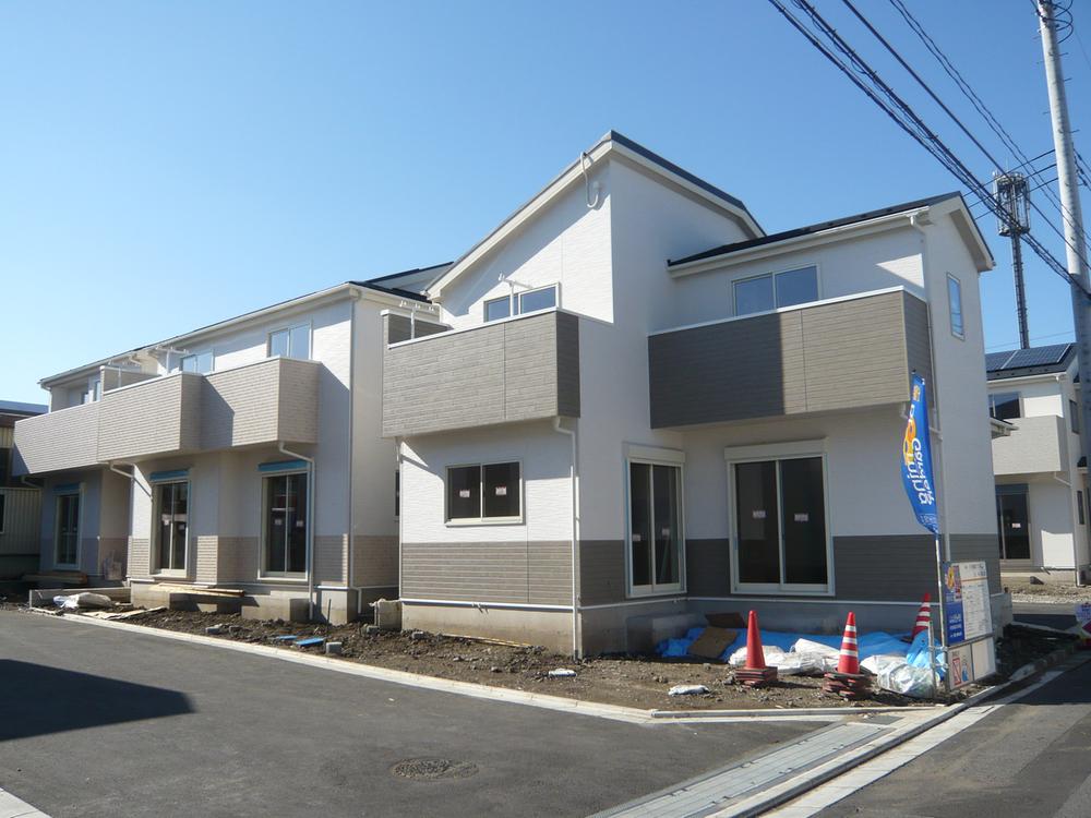 Local appearance photo. 4, 5, 6 Building appearance