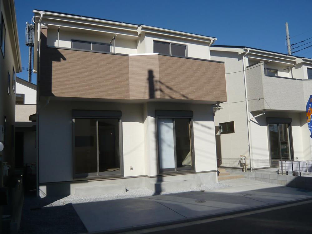 Local appearance photo. 8 Building Exterior Photos