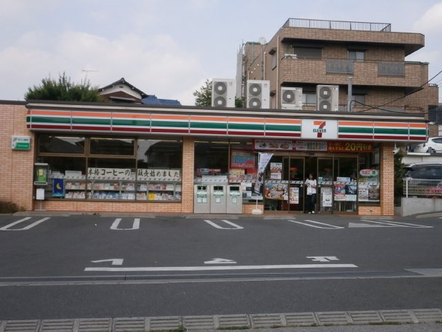 Convenience store. Seven-Eleven Minami Urawa 1-chome (convenience store) up to 100m