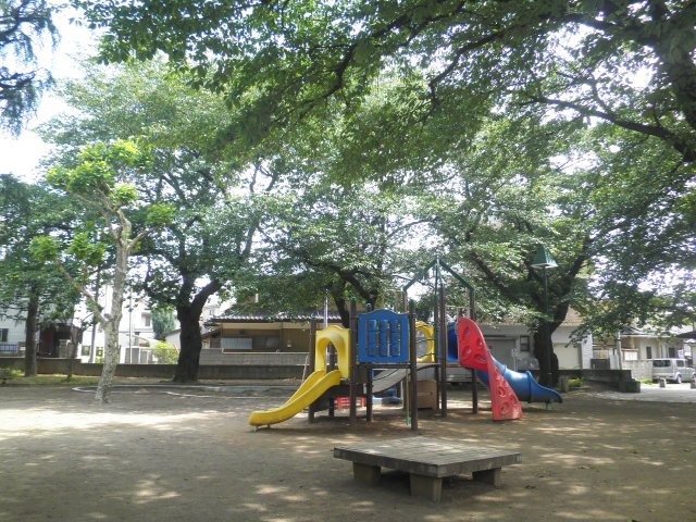 park. 50m to Oyaba park (park)