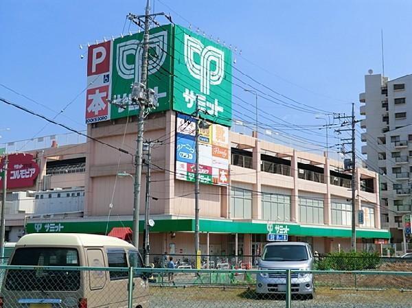 Supermarket. 813m to Summit East Urawa store