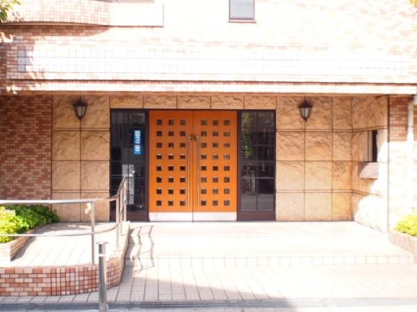 Local appearance photo. Entrance of stylish design