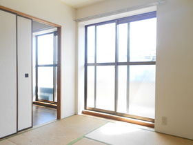 Living and room. 6 Pledge of Japanese-style room