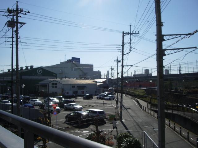 View photos from the dwelling unit. View from the site (January 2014) Shooting