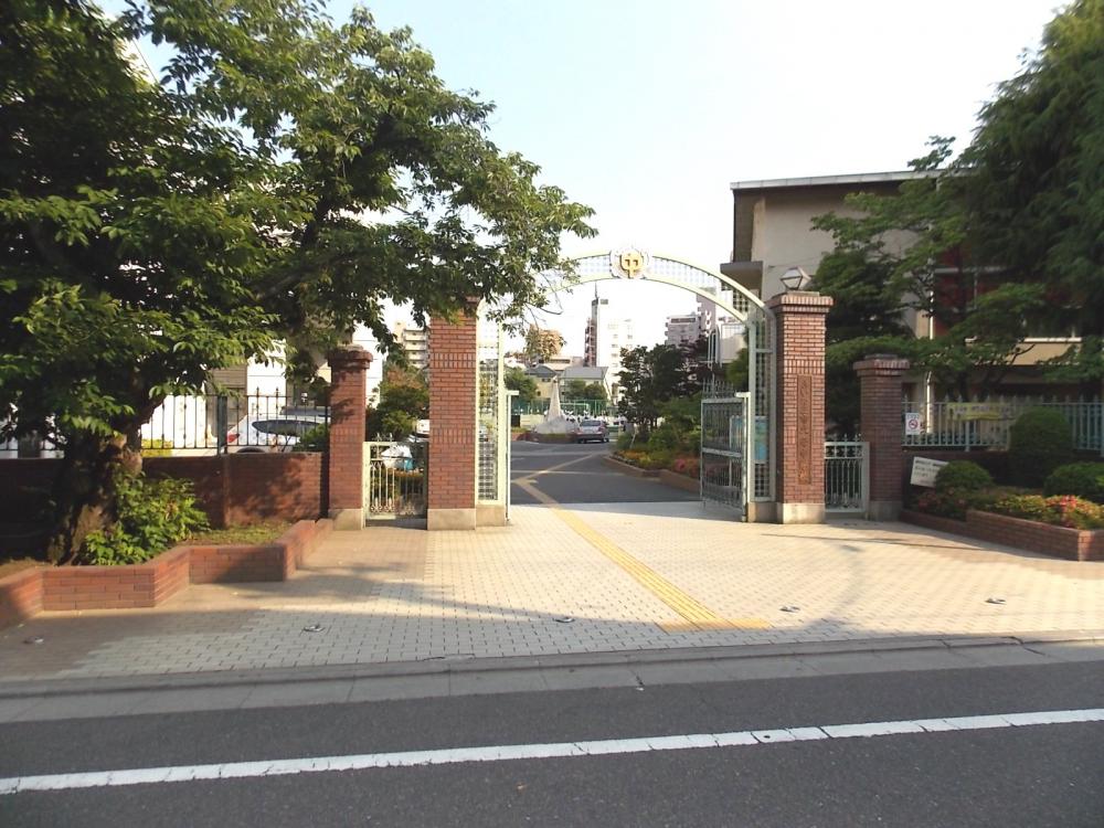 Junior high school. 1164m up to junior high school (junior high school)