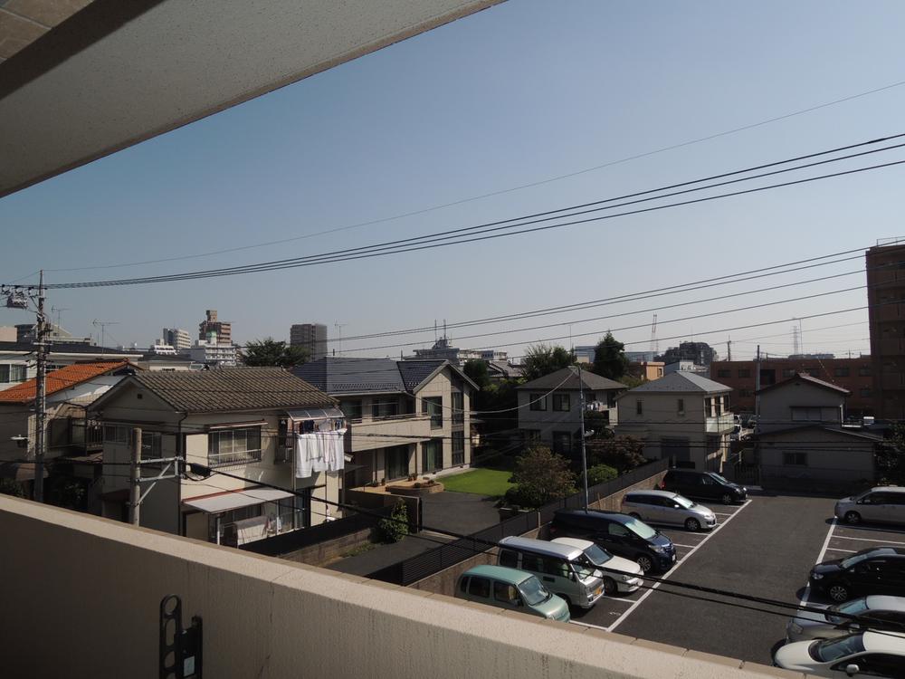 View photos from the dwelling unit. View from local (September 2013) Shooting