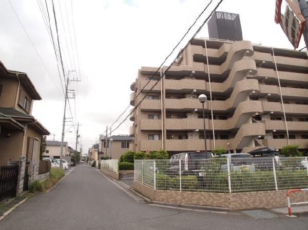 Local appearance photo