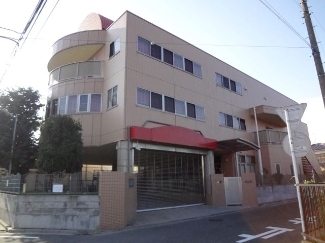 kindergarten ・ Nursery. Urawa Wakatake kindergarten (kindergarten ・ 340m to the nursery)