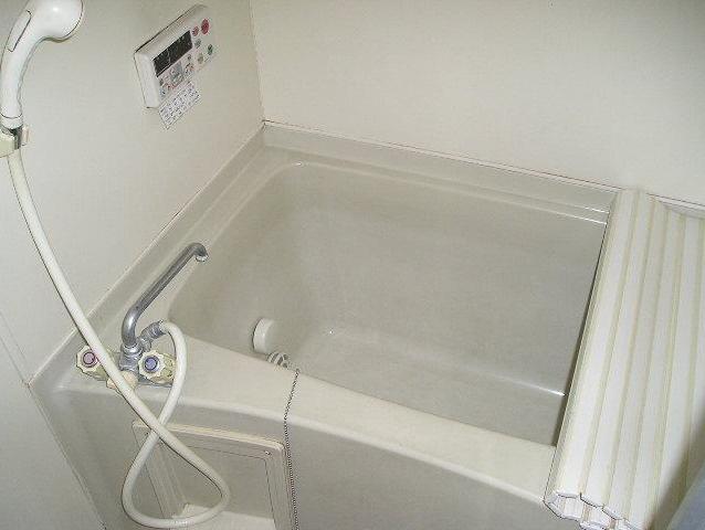 Bath. Bathroom has Reheating function.