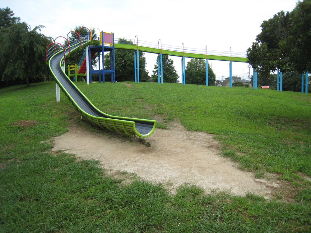 park. 80m length until Haruoka Central Park ~ There are slide have. 