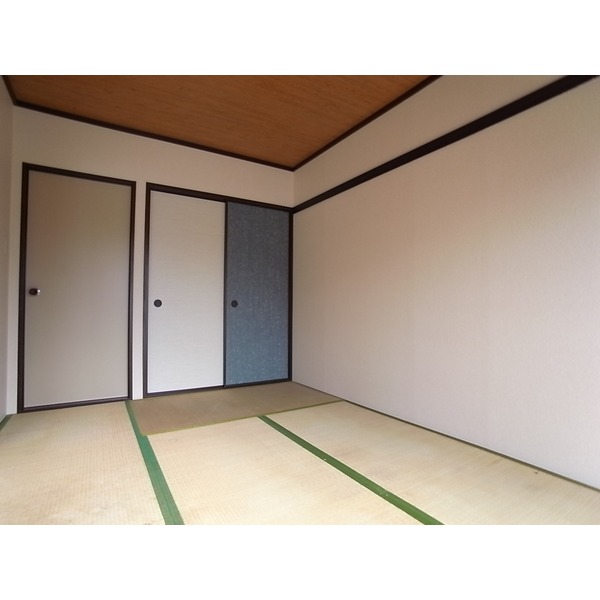 Other room space. Japanese-style room 6 quires