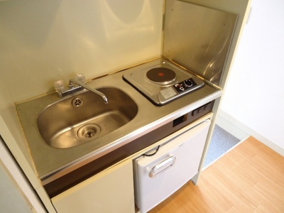 Kitchen. With stove