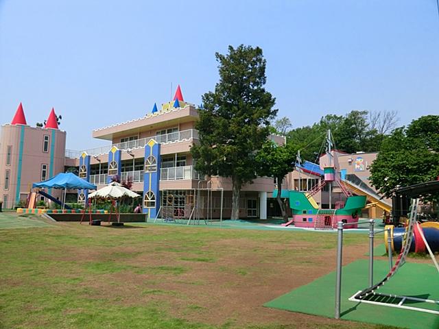 kindergarten ・ Nursery. Cock Robin 1389m to kindergarten