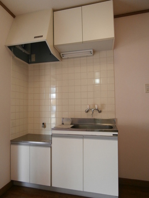 Kitchen.  ☆ Gas stove installation Allowed ☆ 