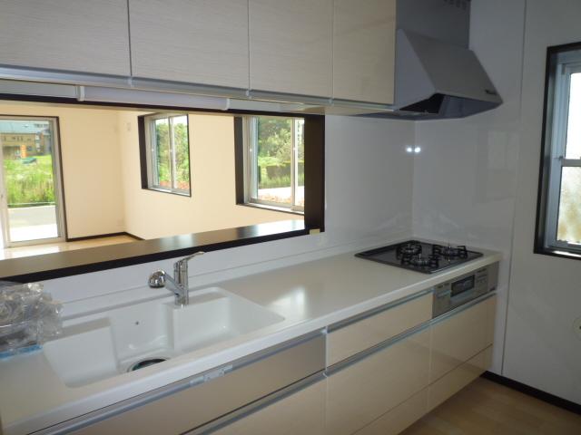 Same specifications photo (kitchen)