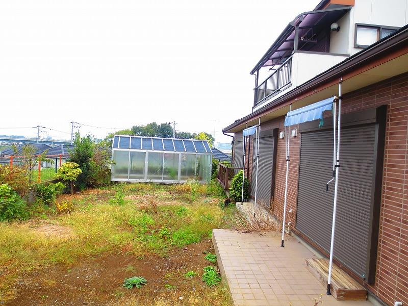 Garden. Local (11 May 2013) Shooting
