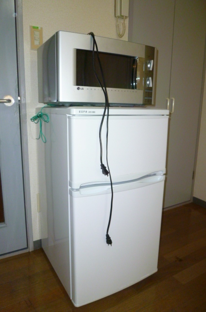 Other Equipment. microwave ・ Fridge!