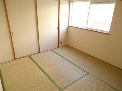 Living and room. Storage space with plenty of Japanese-style room