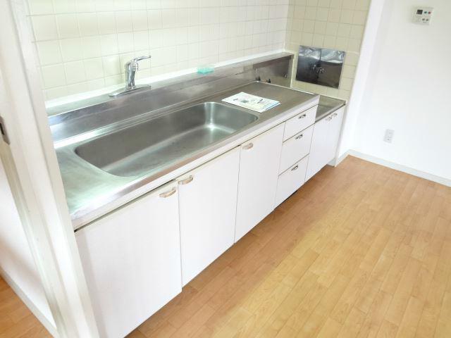 Kitchen. The kitchen is very clean widely.