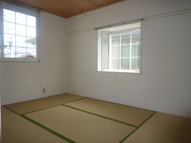 Living and room. Bright room because there is a two-way window