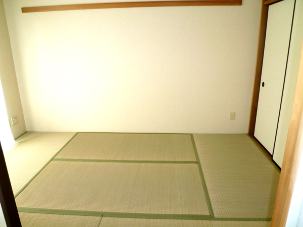 Living and room. Is a Japanese-style room