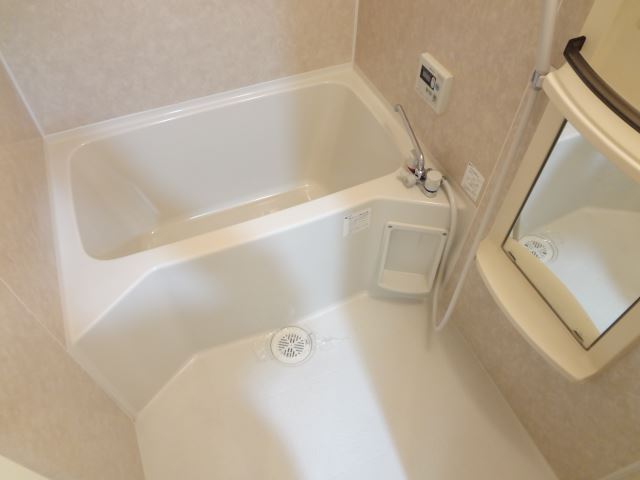 Bath. Bathroom Dryer ・ It is the bath of bathroom heating and high functionality with.