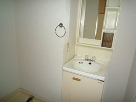Other. There is storage room washing machine ・ Wash basin