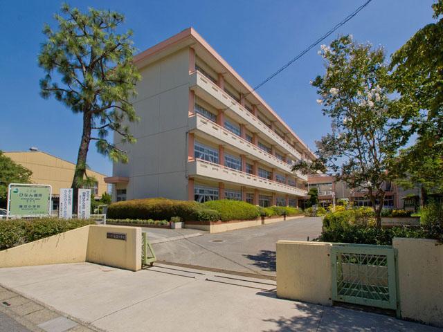 Primary school. Saitama Municipal Hasunuma 600m up to elementary school