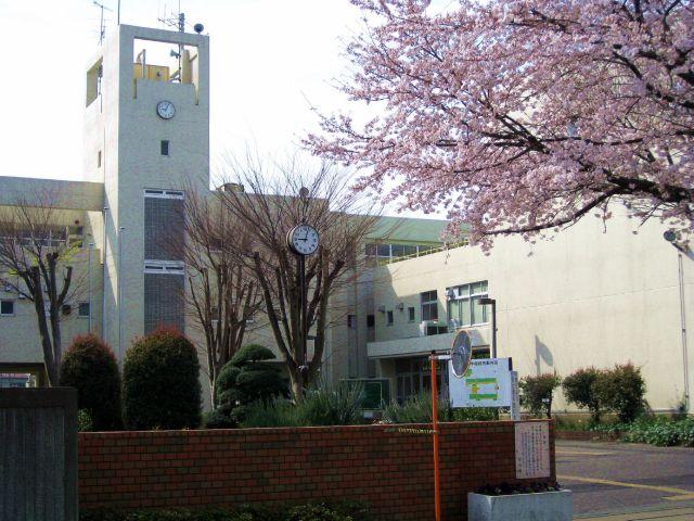 Junior high school. 1526m until the Saitama Municipal Otani Junior High School
