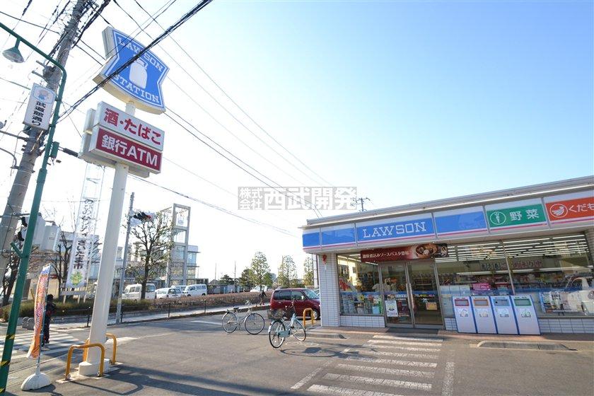 Convenience store. 400m to Lawson